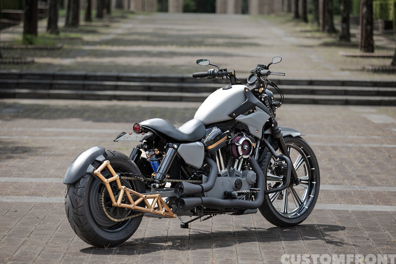 KATSU MOTORWORKSのハーレー XL1200Nスポーツスターのロンスイカスタム 2014年