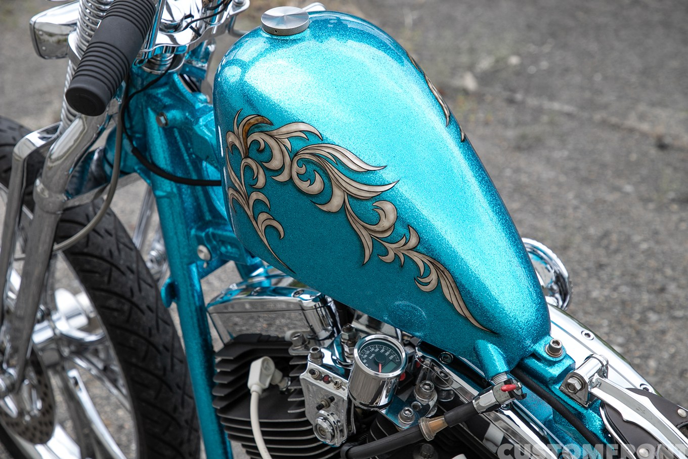 ハーレー ツインカムのカスタムチョッパー 2002年のガスタンク