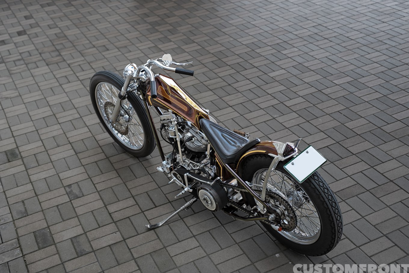 WCRESTのハーレーのパンヘッドのディガースタイルチョッパー FL 1954年