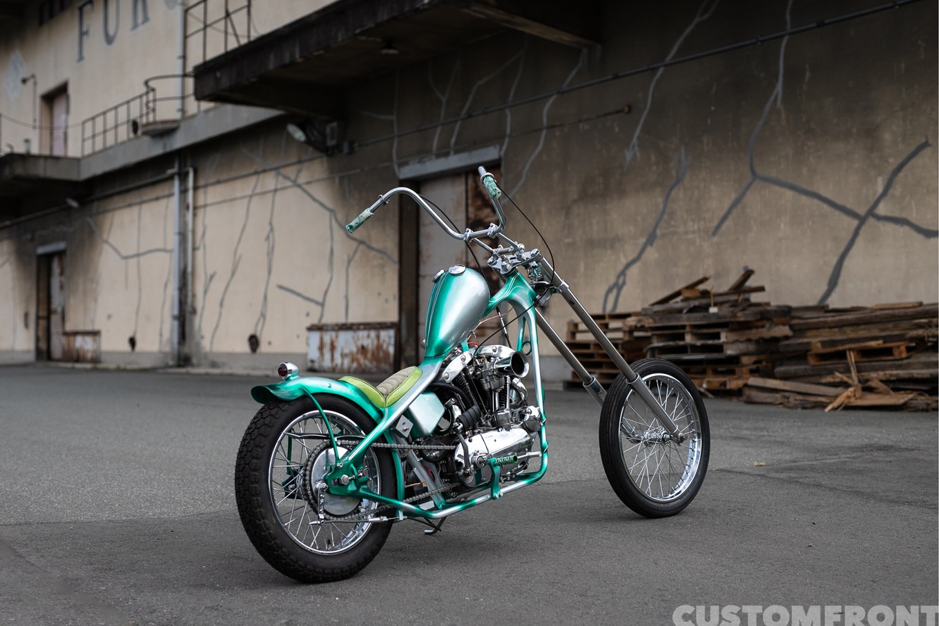 CYCLESICKのハーレーのアイアンスポーツXLHのロングフォークチョッパー 1965年