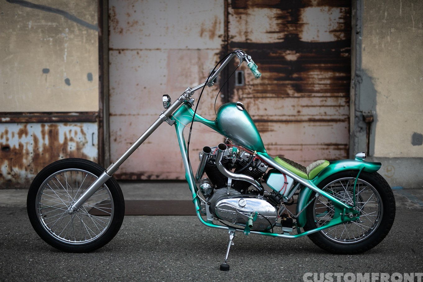 CYCLESICKのハーレーのアイアンスポーツXLHのロングフォークチョッパー 1965年