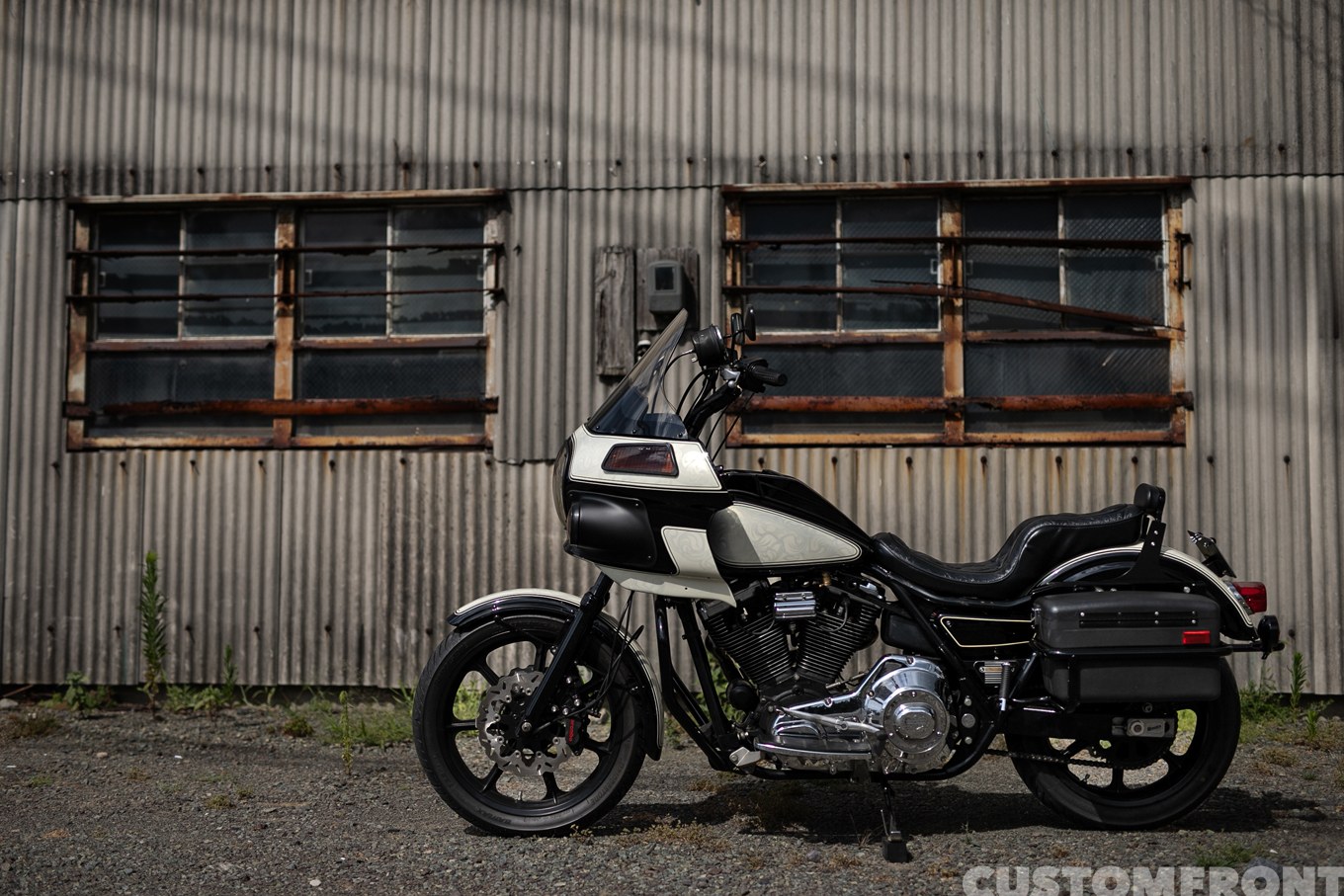 VIDA MOTORCYCLEのハーレーのFXRPポリスのクラブスタイルカスタム 1992年