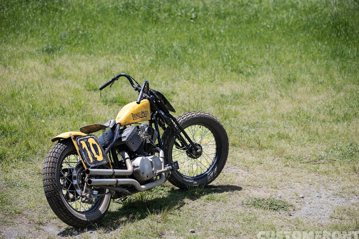 LS MOTORCYCLEのサンダーモーターサイクルズのダートトラッカー