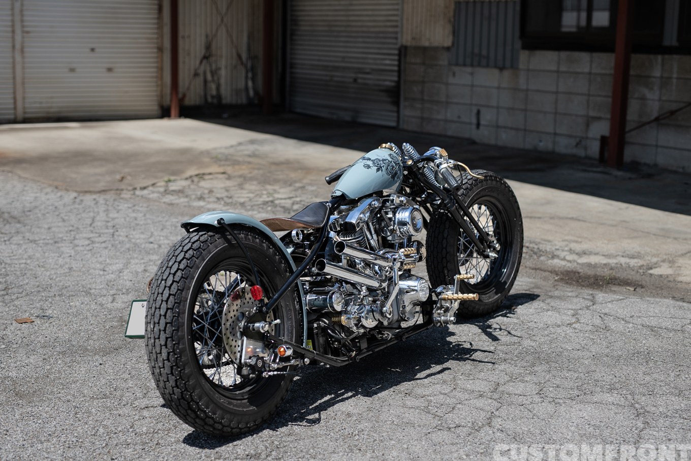 遠藤自動車オートサービスのショベルヘッドのグースネックスタイルハーレー 1979年