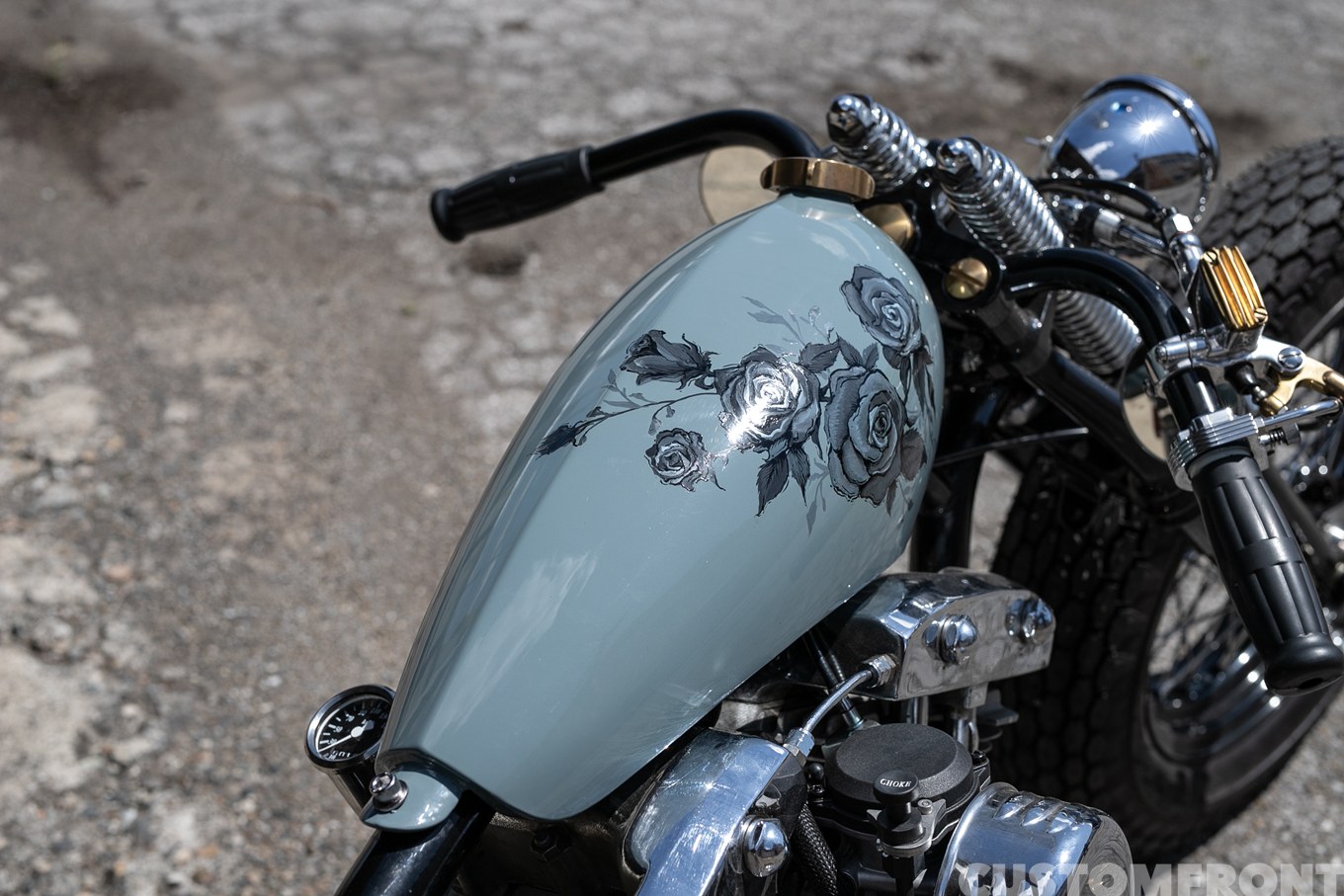 ショベルヘッドのグースネックスタイルハーレー 1979年のガスタンク