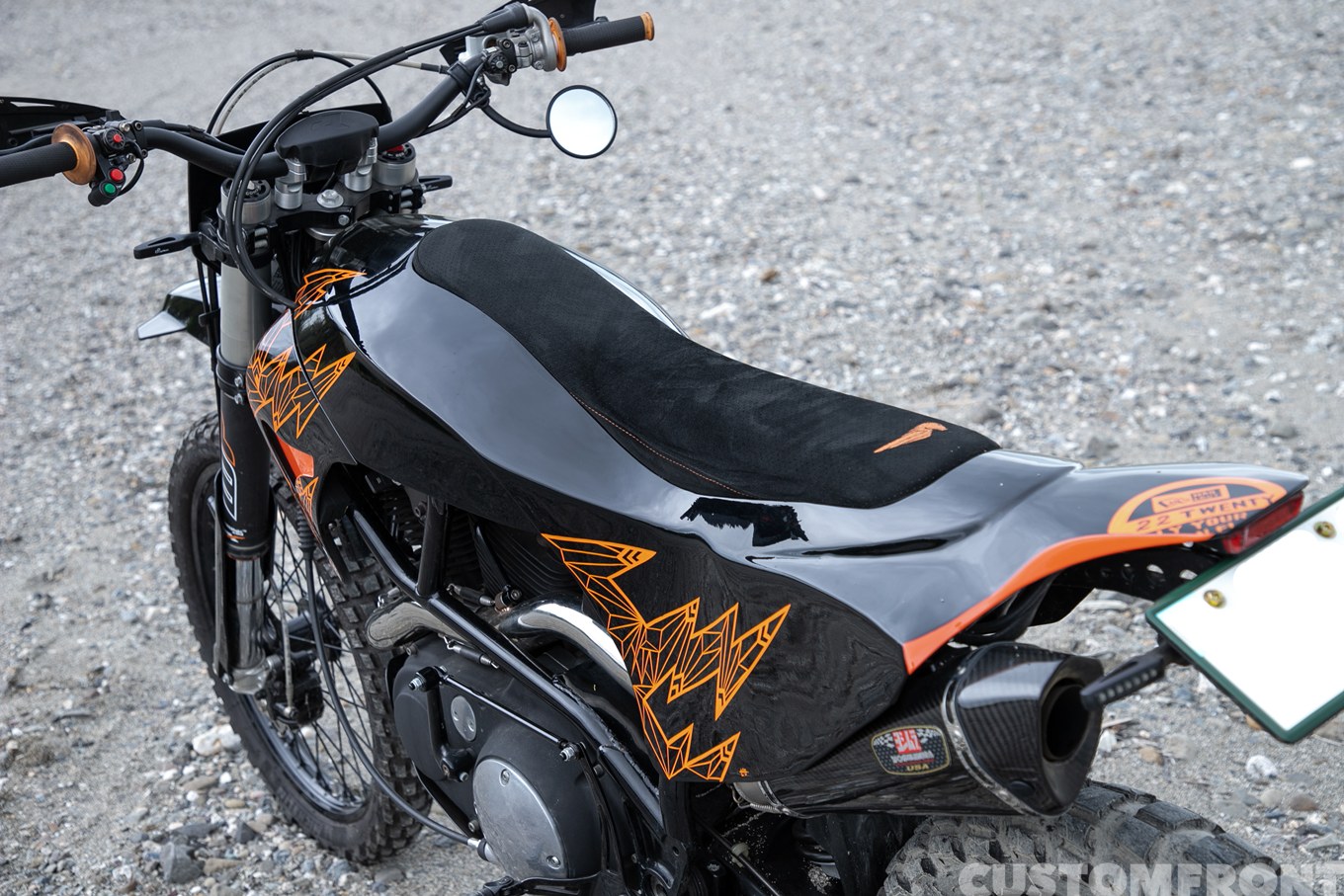 ビューエルライトニングX1のエンデューロレーサー&モタード 2000年のペイント