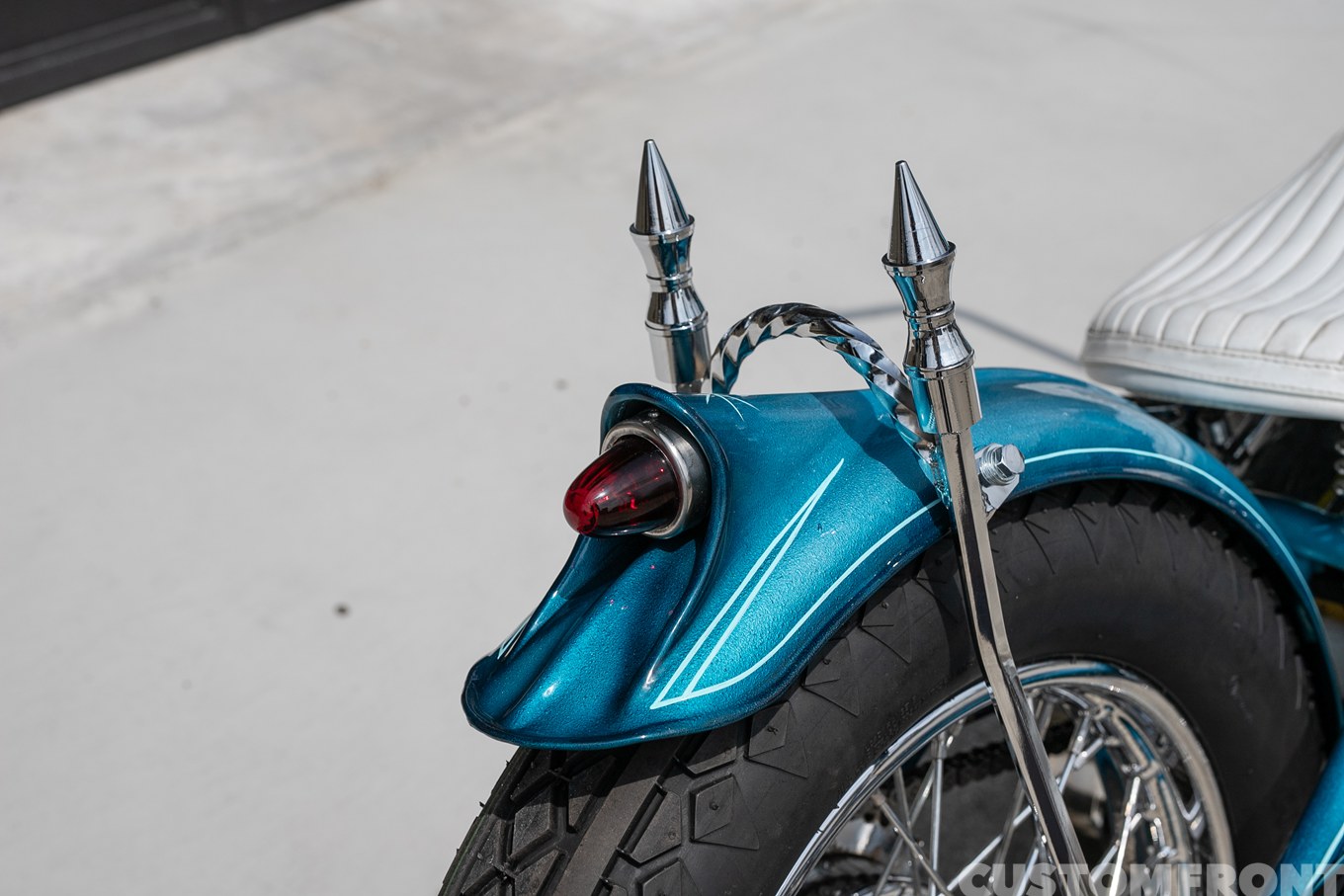パンヘッドのオールドスクールチョッパー FLH1959年のテールライト