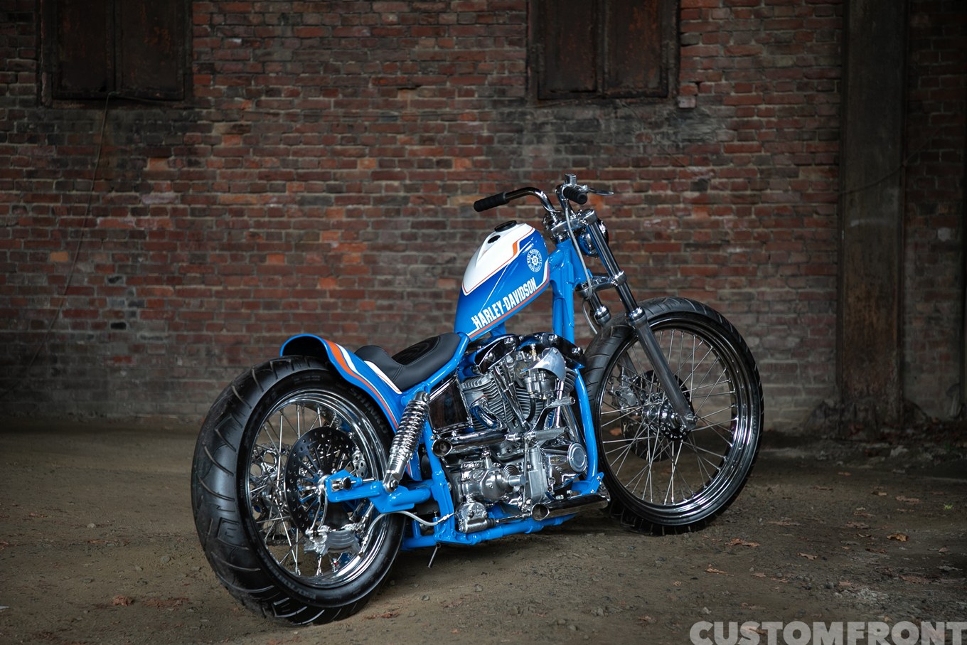 サトマリモーターサイクルのショーバイクハーレーのショベルヘッドチョッパー FLH1980年