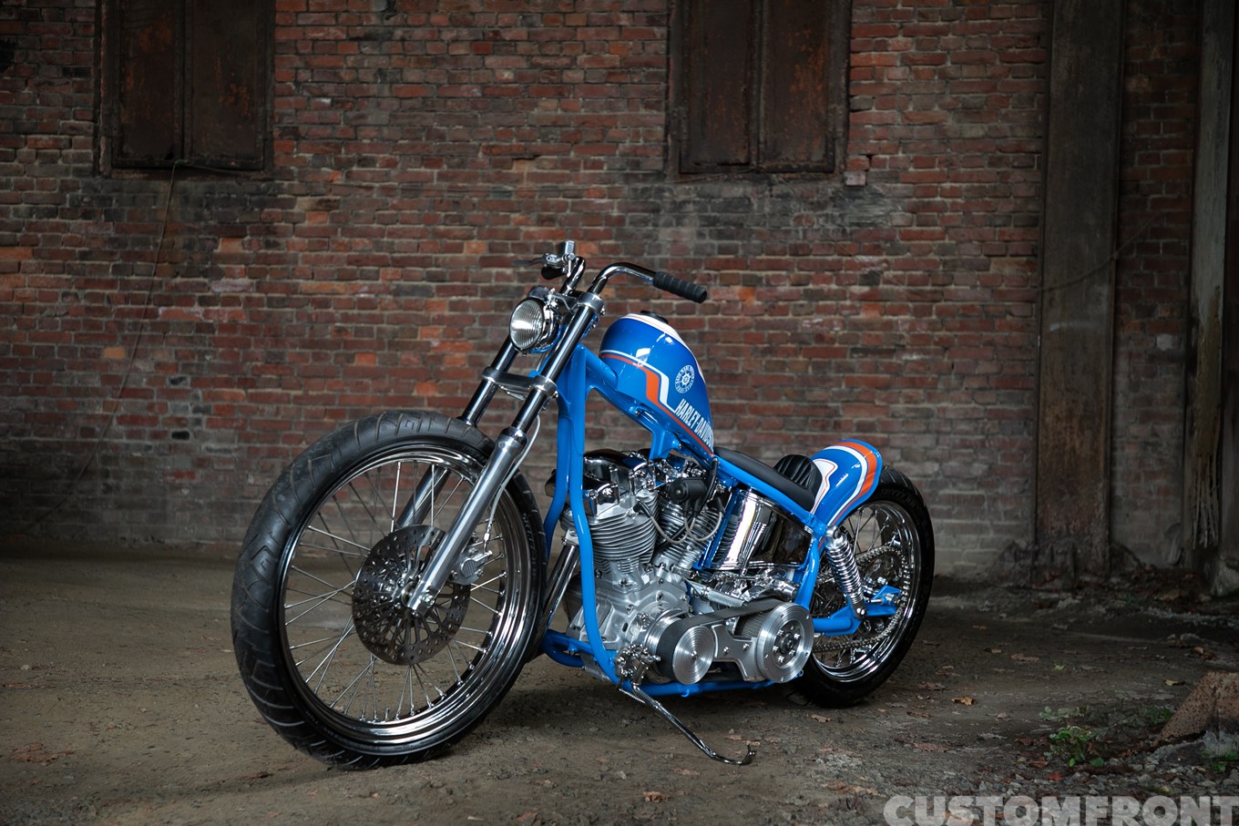 サトマリモーターサイクルのショーバイクハーレーのショベルヘッドチョッパー FLH1980年