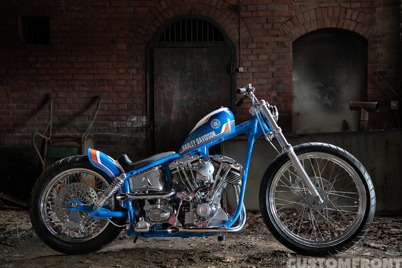 サトマリモーターサイクルのショーバイクハーレーのショベルヘッドチョッパー FLH1980年