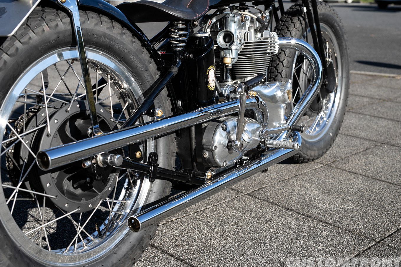 TRIBSAトリビザ（TRIUMPH & BSA）のボバーカスタム 1951年のマフラー