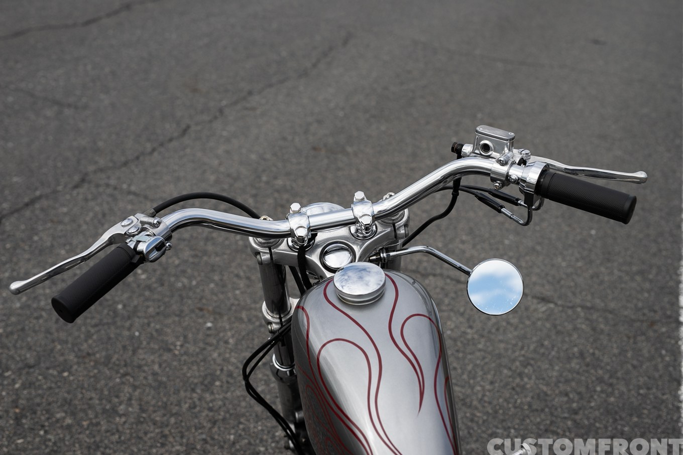 スポーツスター XLH1200S 2003年のストリートカスタムのハンドル