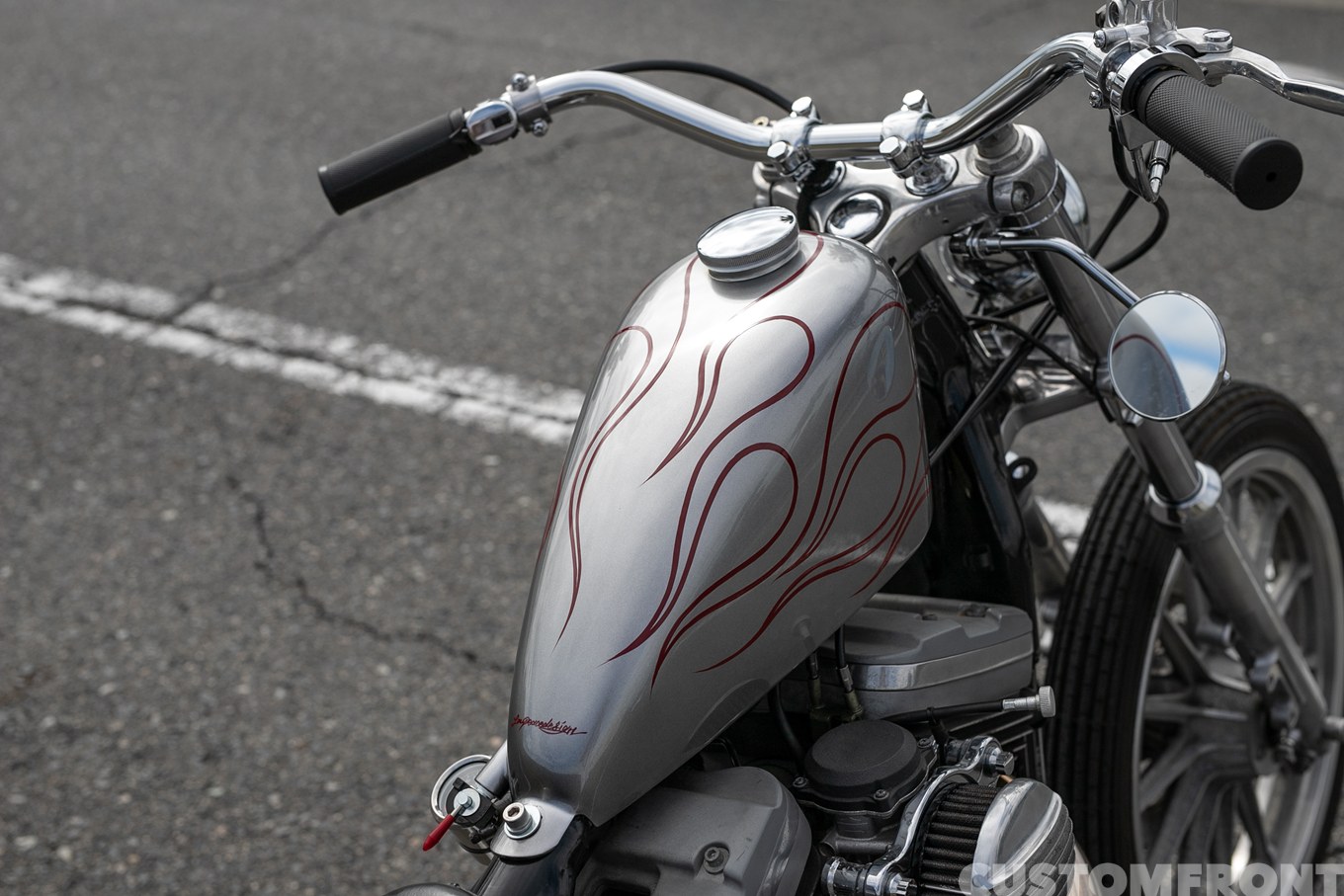 スポーツスター XLH1200S 2003年のストリートカスタムのガスタンク