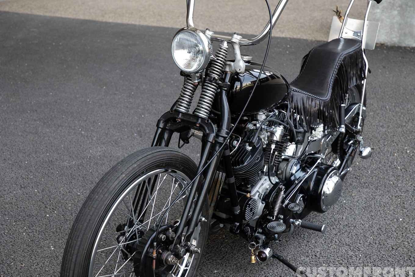 S&S KNUCKLEHEAD(ナックルヘッド)のオールドスクールチョッパーのフロントフォーク