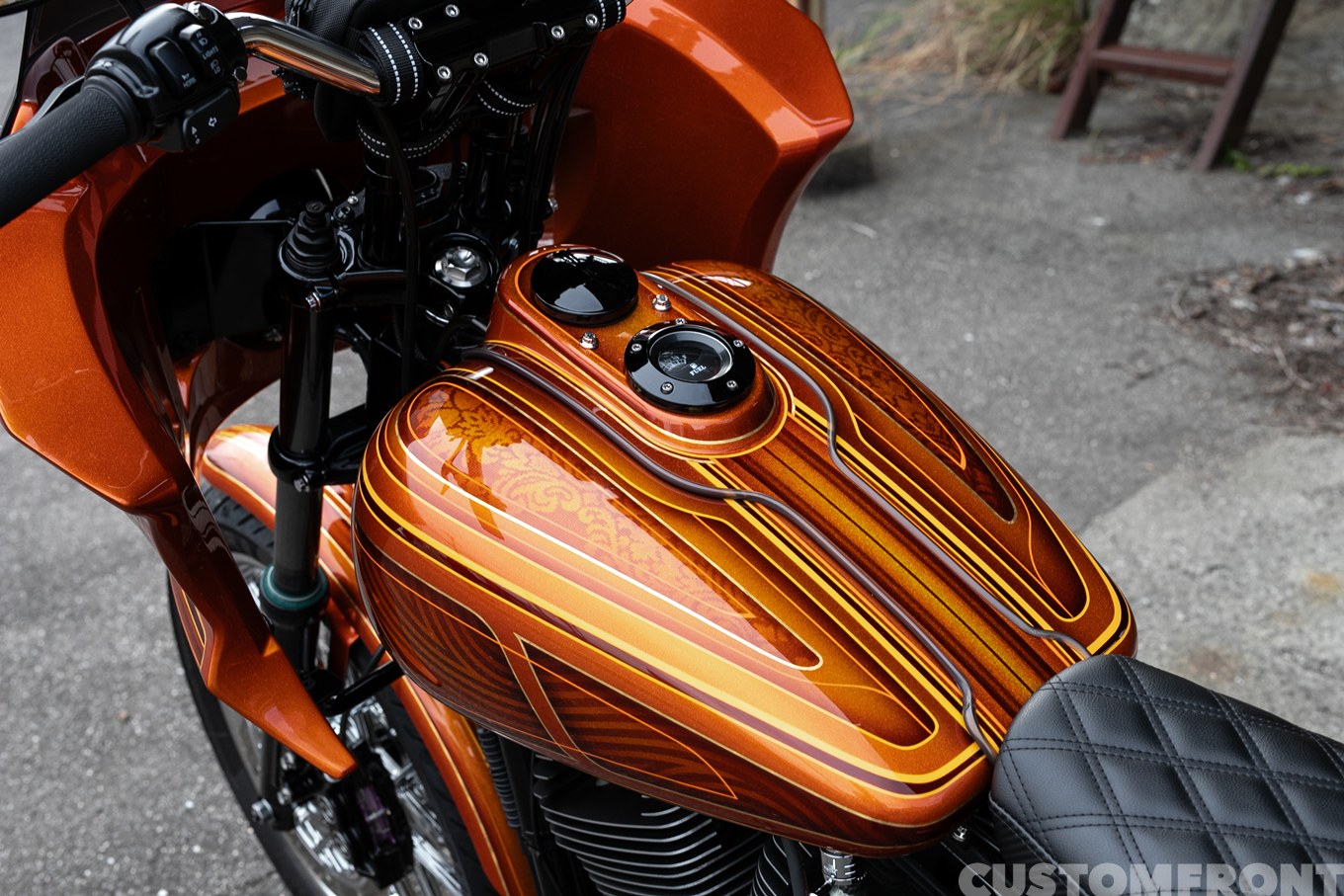 ダイナスーパーグライド(FXDX)のパフォーマンスカスタム 2001年のガスタンク