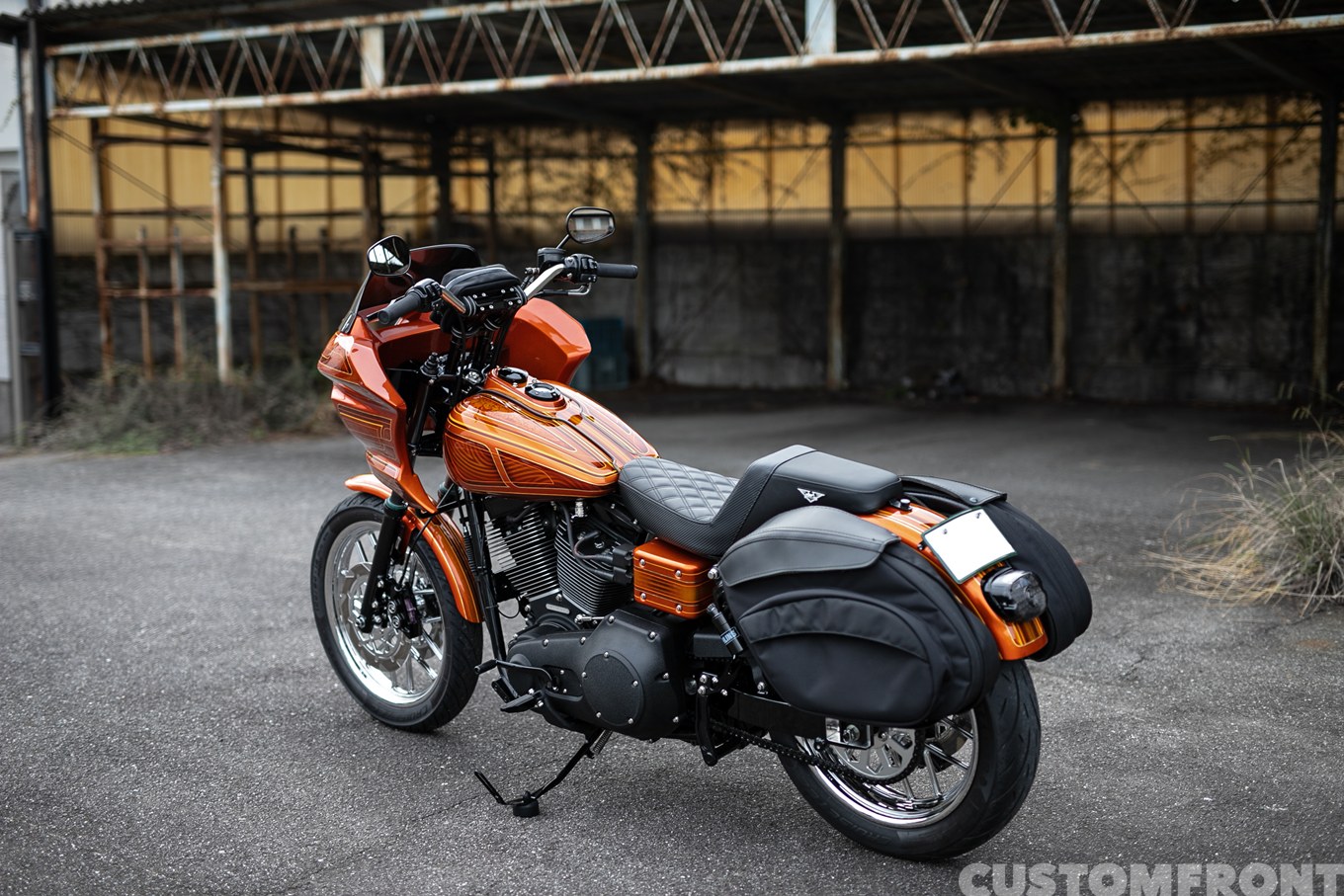 MOTO DIRECTのダイナスーパーグライド(FXDX)のパフォーマンスカスタム 2001年