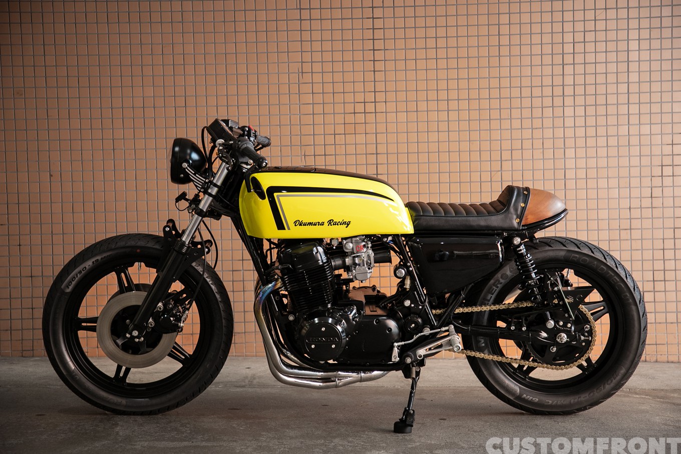 D-club Custom RanchのホンダCB750 F2のカフェレーサースタイル 1977年