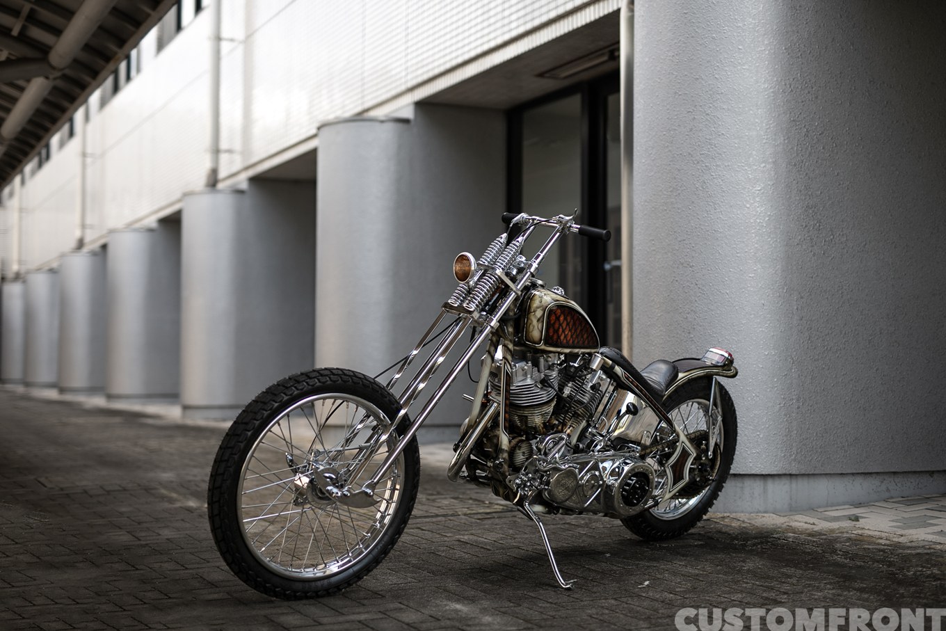 FRANKEN CUSTOM WORKSのハーレーのオールドスクールのFLHショベルヘッドチョッパー 1969年