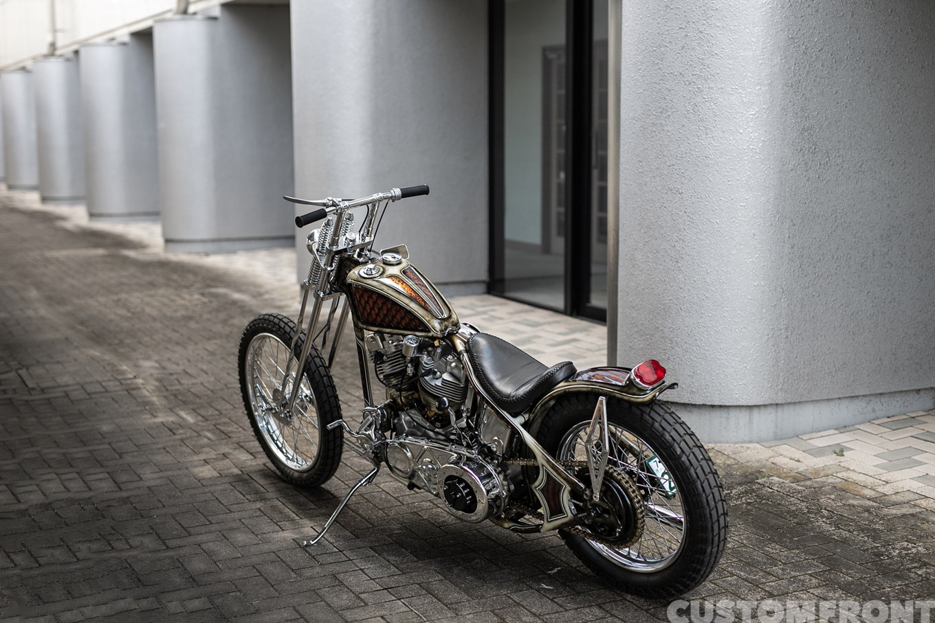 FRANKEN CUSTOM WORKSのハーレーのオールドスクールのFLHショベルヘッドチョッパー 1969年