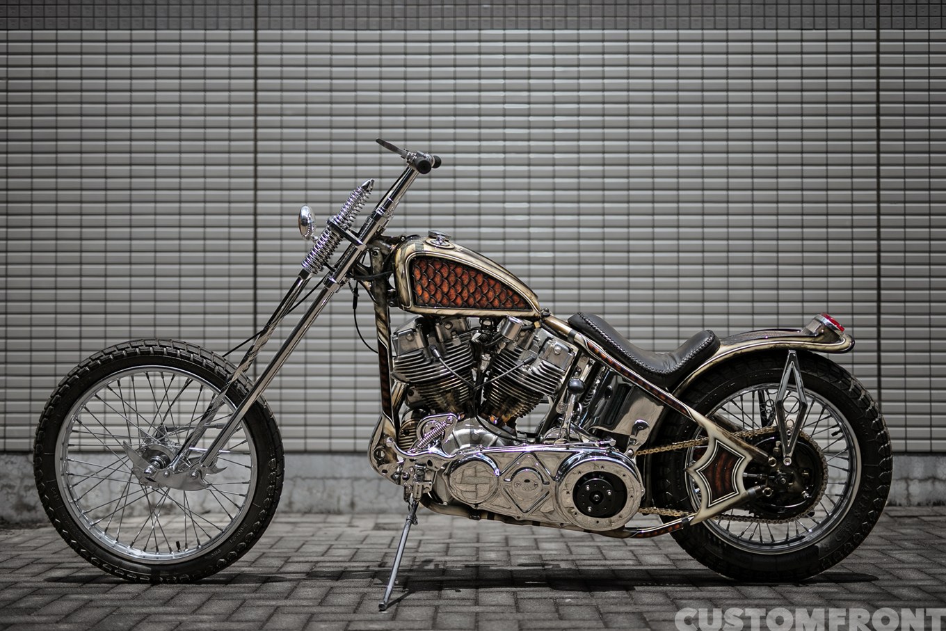 FRANKEN CUSTOM WORKSのハーレーのオールドスクールのFLHショベルヘッドチョッパー 1969年