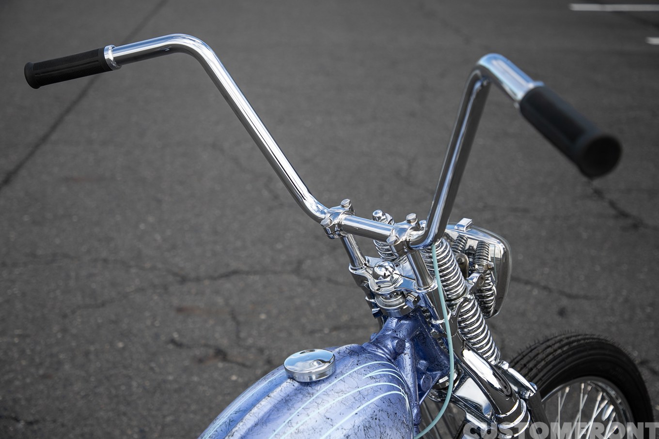 シックスティーズ(1960年代後半)のアーリーショベルチョッパーのハンドル