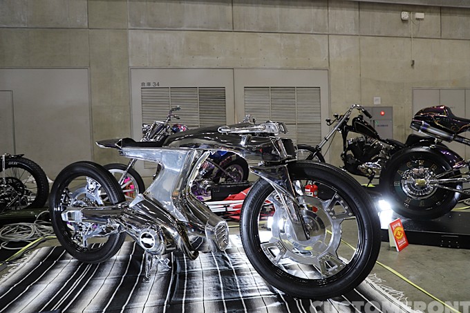 Kromworks & Rizaldi Parani／1992 Honda Cubの2025 AWARD(HCS) アワードバイク 横浜ホットロッドカスタムショー