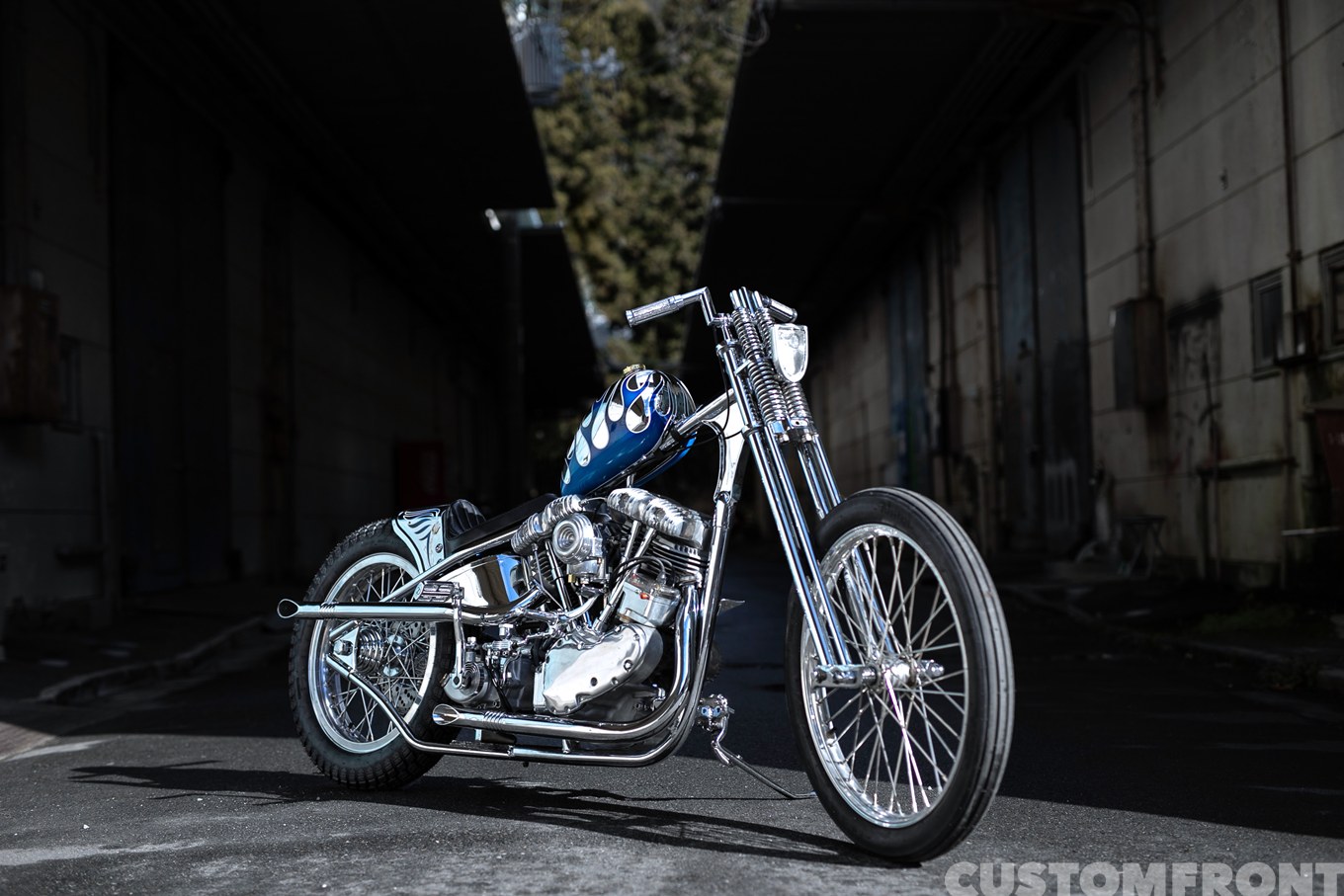 ラックモーターサイクルズのショベルヘッドのナロードチョッパー FLH 1966年