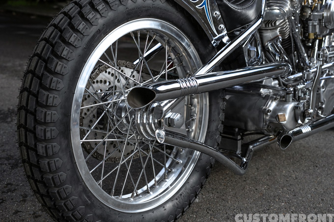 ショベルヘッドのナロードチョッパー FLH 1966年のリアエンド