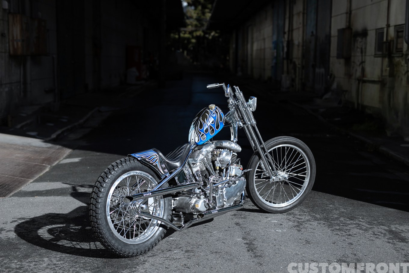 ラックモーターサイクルズのショベルヘッドのナロードチョッパー FLH 1966年