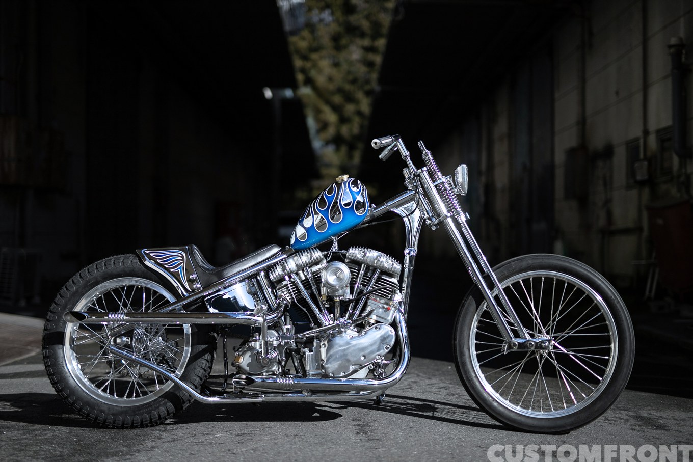 ラックモーターサイクルズのショベルヘッドのナロードチョッパー FLH 1966年