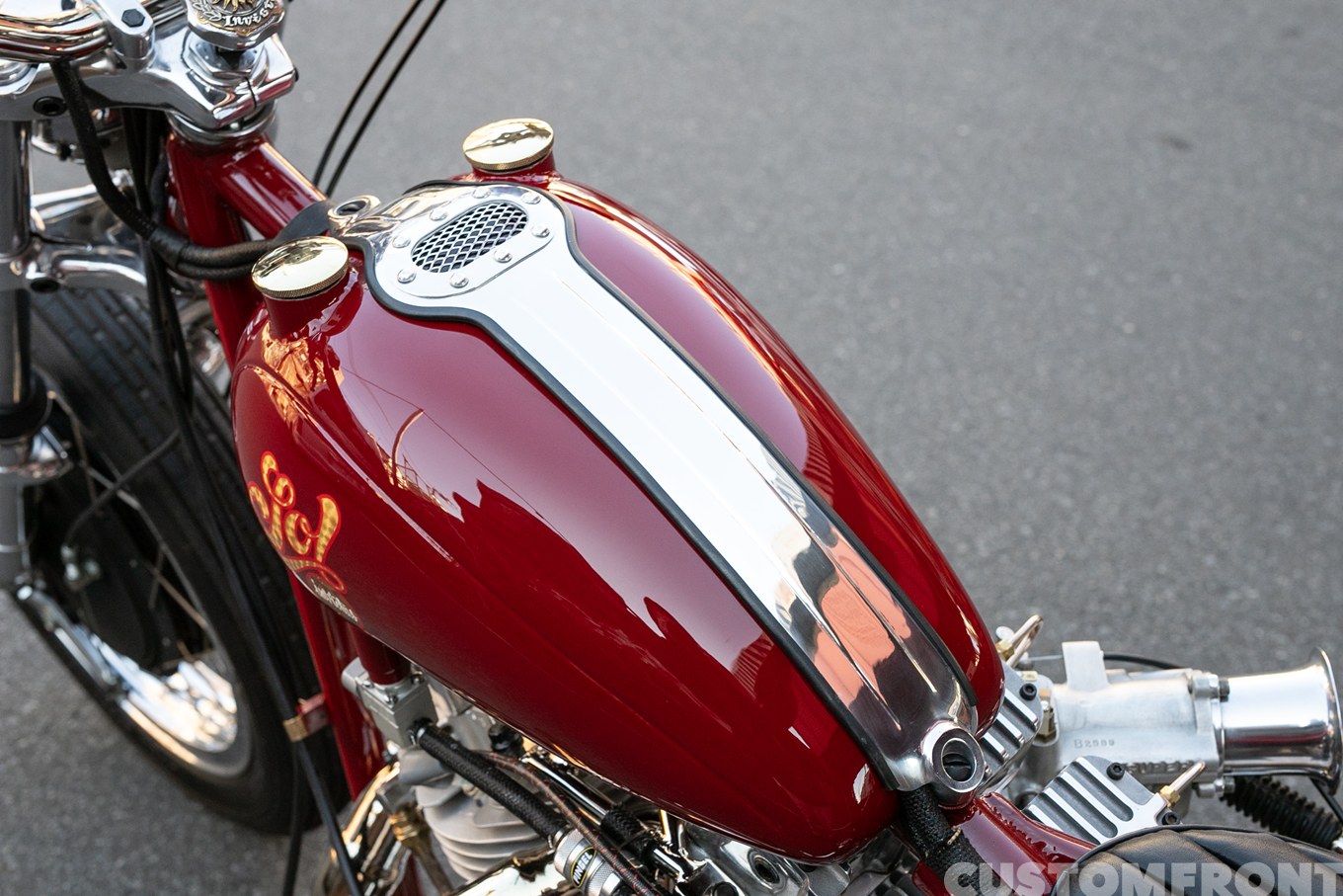 ショベルヘッドの'60年代カフェスタイルチョッパー FLH 1978年のガスタンク