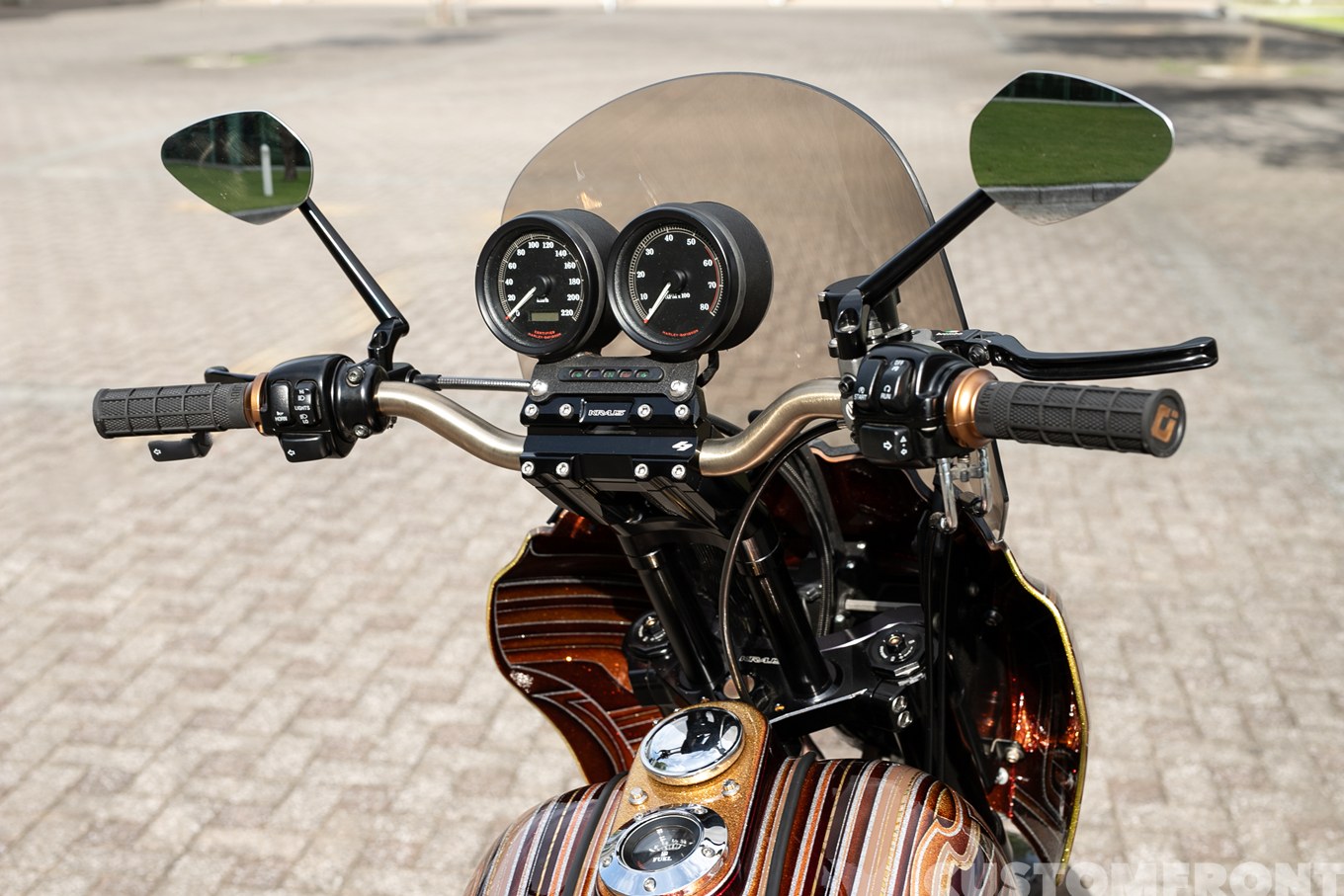 ハーレーのFXDXTスポーツのパフォーマンススタイルカスタム 2001年のハンドル