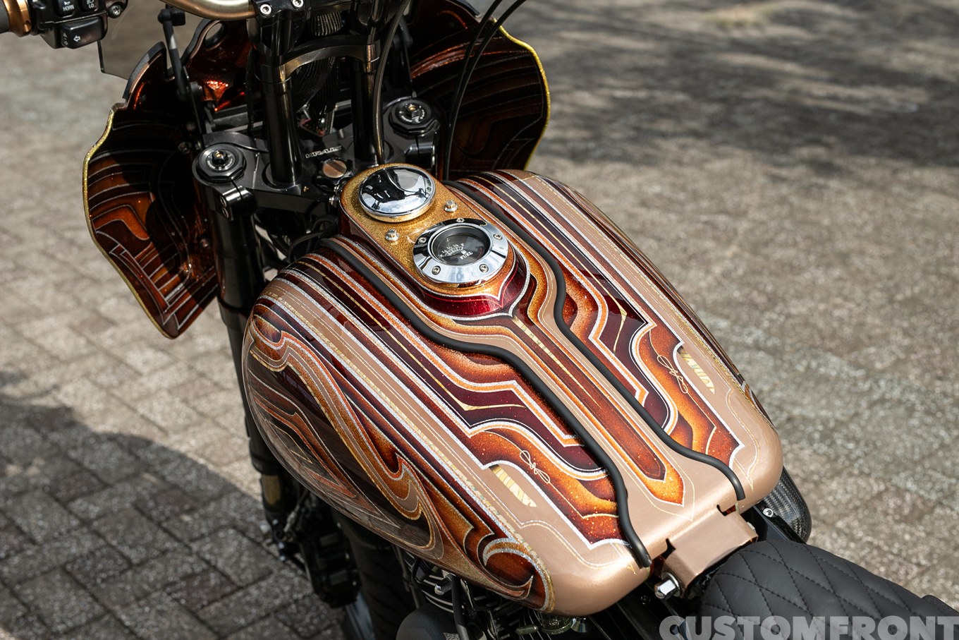 ハーレーのFXDXTスポーツのパフォーマンススタイルカスタム 2001年のガスタンク