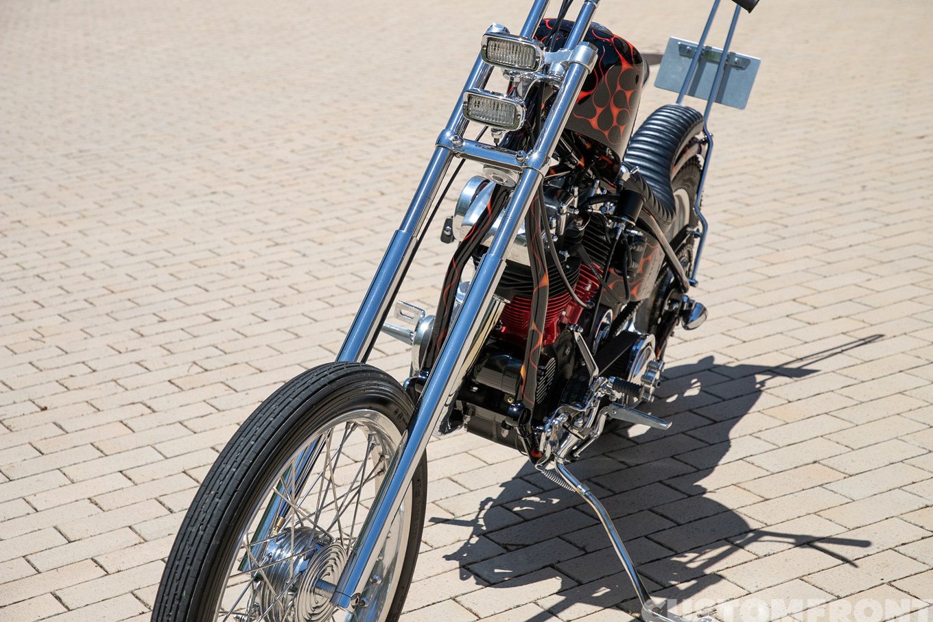 ショベルヘッドのロングフォークのフリスコチョッパー FL 1966年のフロントフォーク