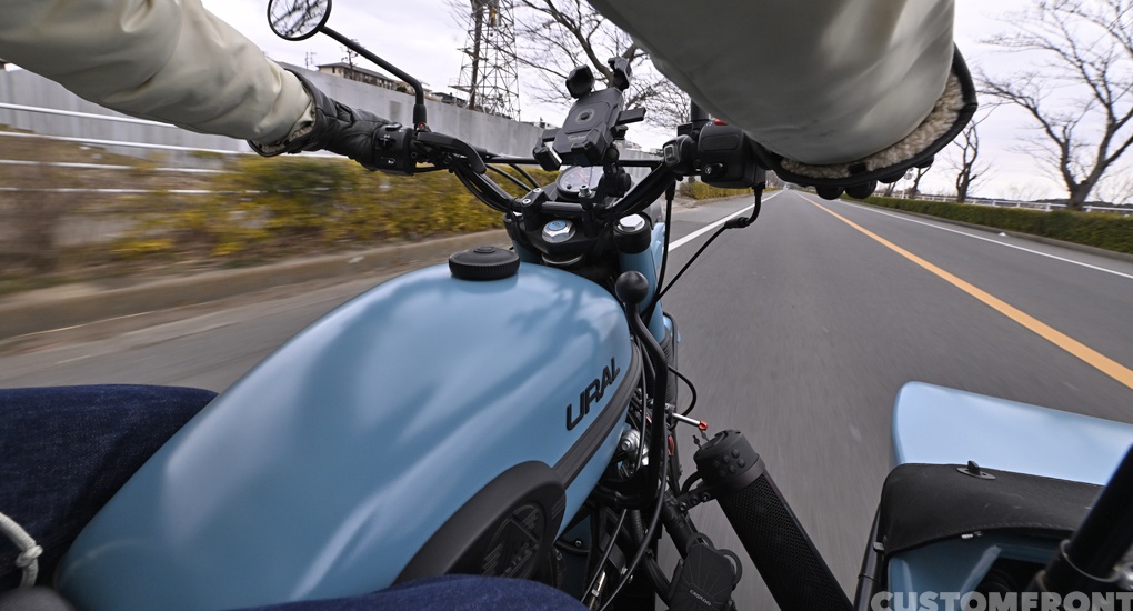 ガレージエルフの5児のママの日常を彩る、サイドカー『ウラル(URAL)』