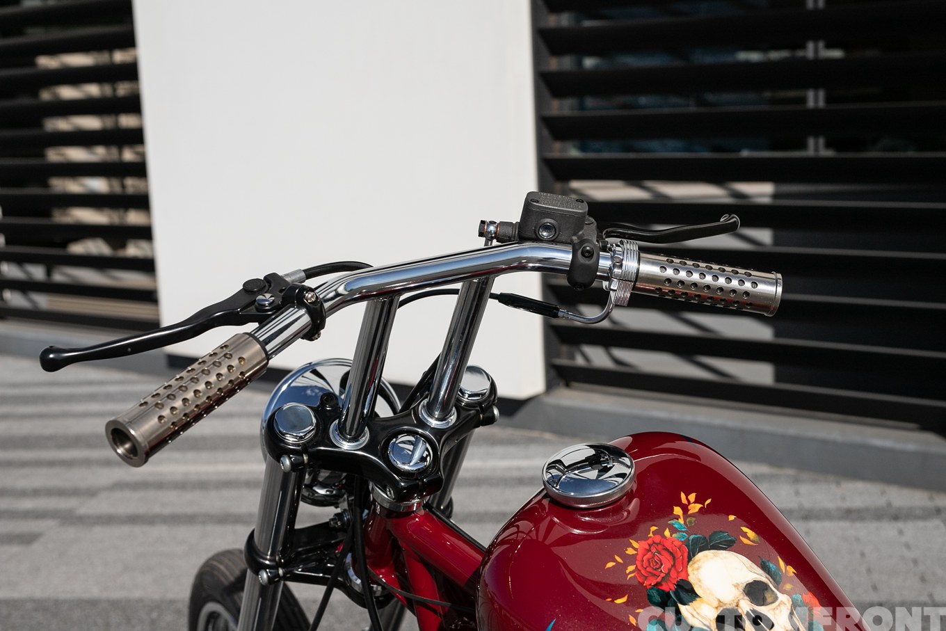 ハーレーのスポーツスター(EVO)XL1200のフリスコスタイルチョッパー 1996年のハンドル