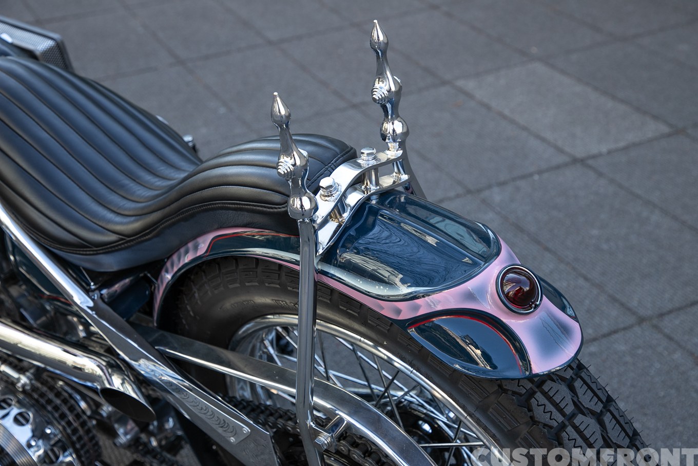 ショベルヘッドのサバイバーチョッパー FL 1962年のリアフェンダー