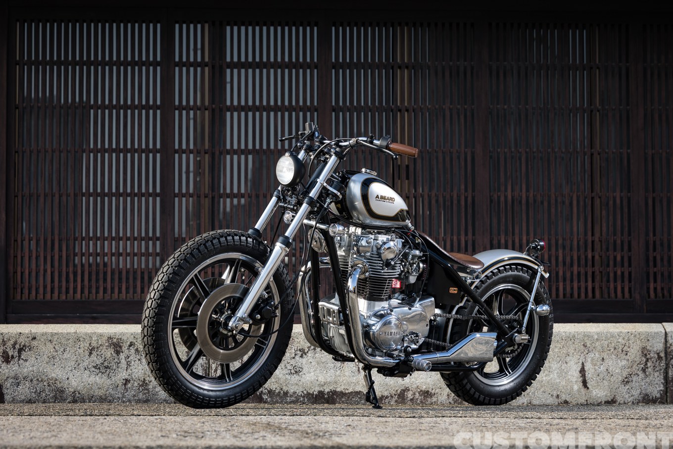 ビアードのヤマハXS650 Specialのリジッドフレームチョッパー 1977年