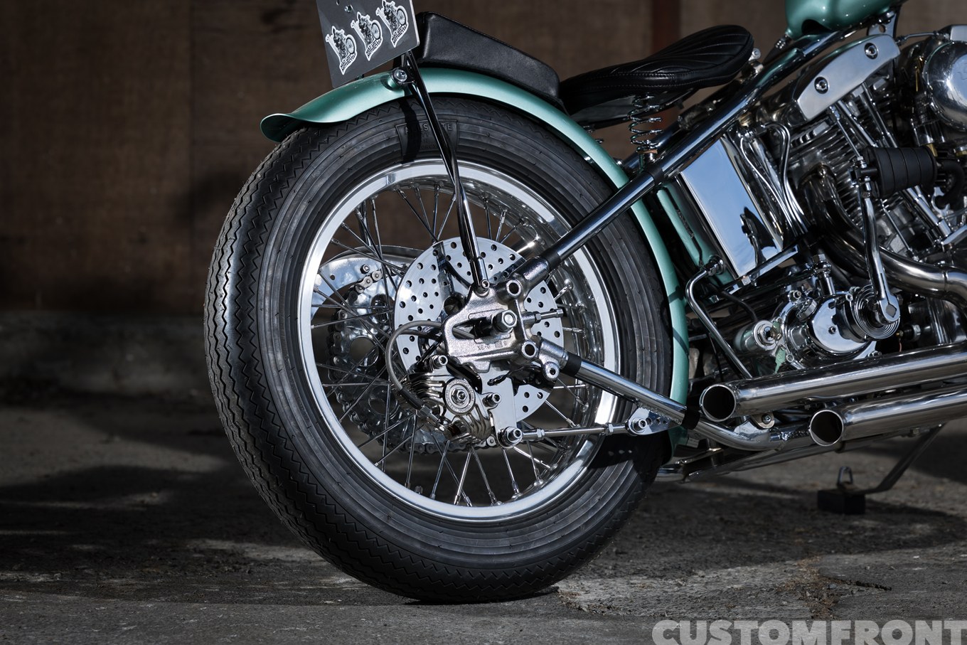 ショベルヘッドのナロードチョッパー FXE 1980年のリアブレーキ