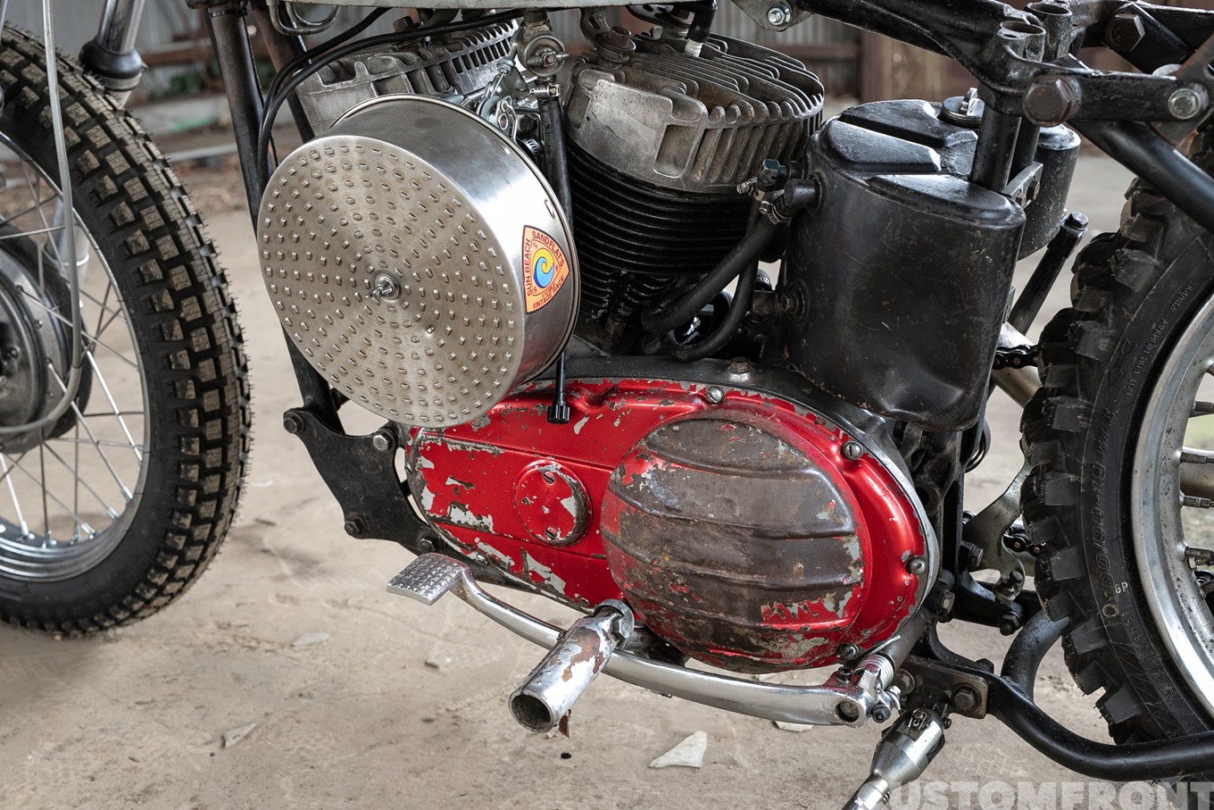 ハーレー KRのサンドフラッツレーサー 1953年のプライマリーカバー