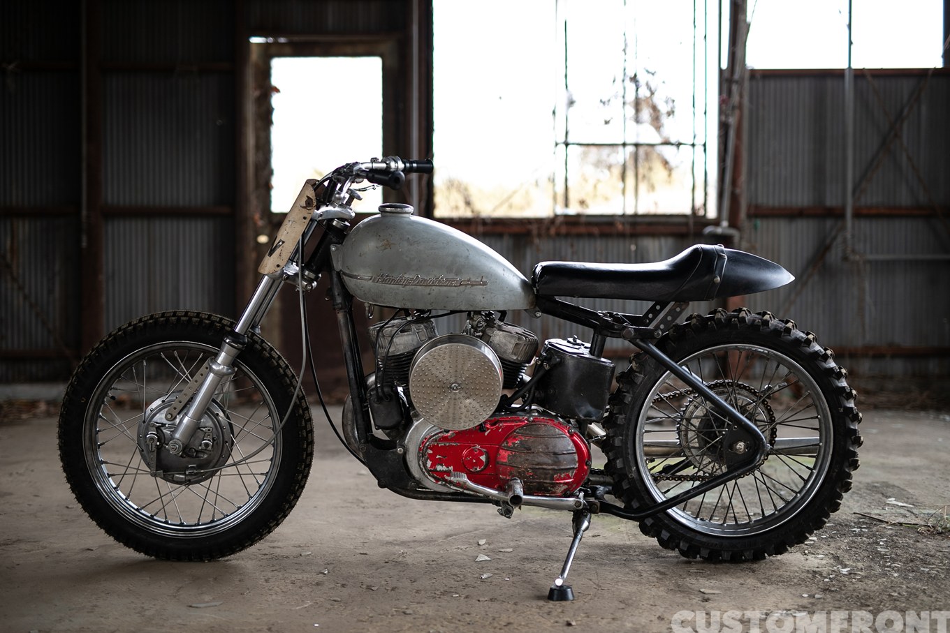 A.A.R.(SPEED ONE GARAGE)のハーレー KRのサンドフラッツレーサー 1953年