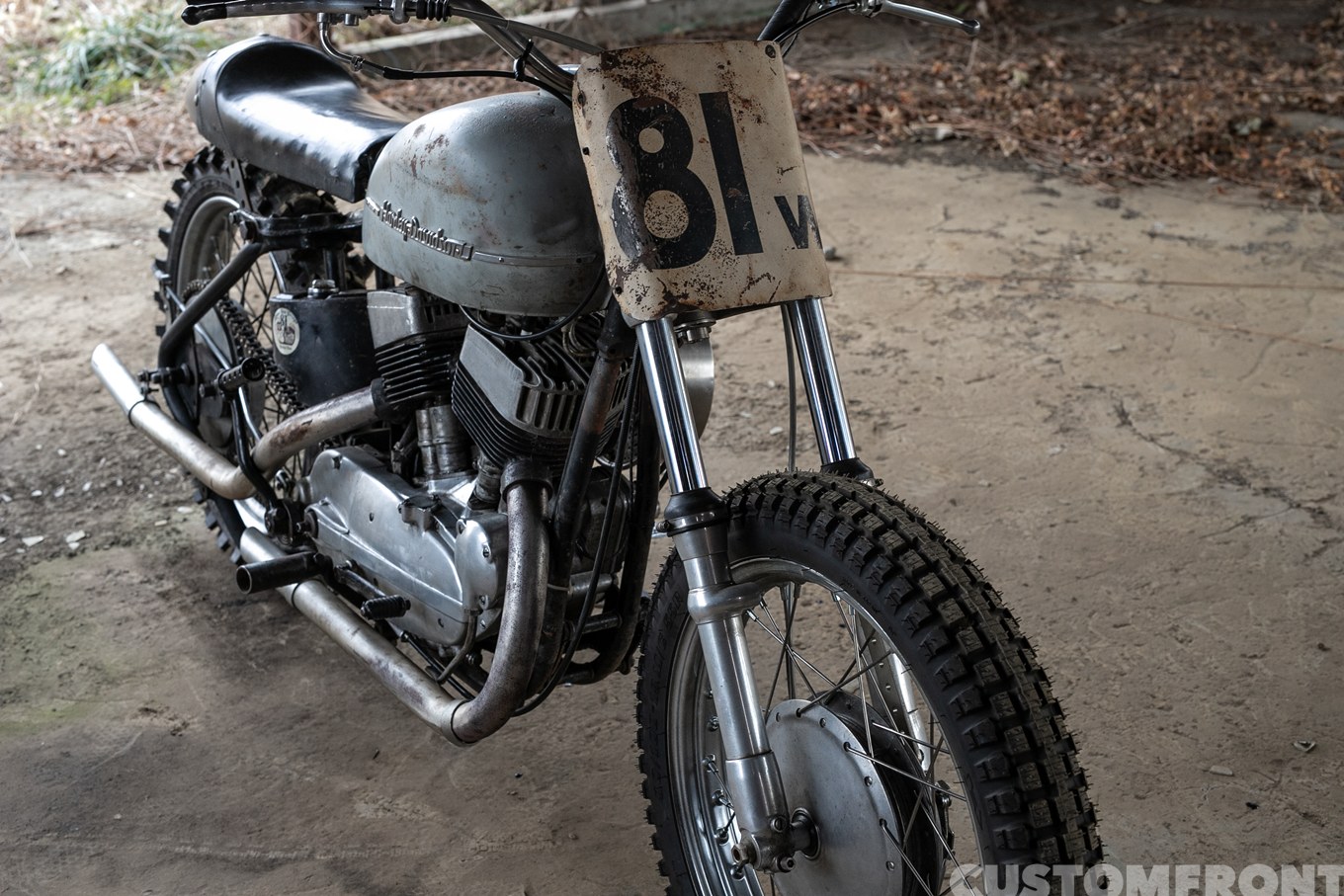 ハーレー KRのサンドフラッツレーサー 1953年のフロントフォーク