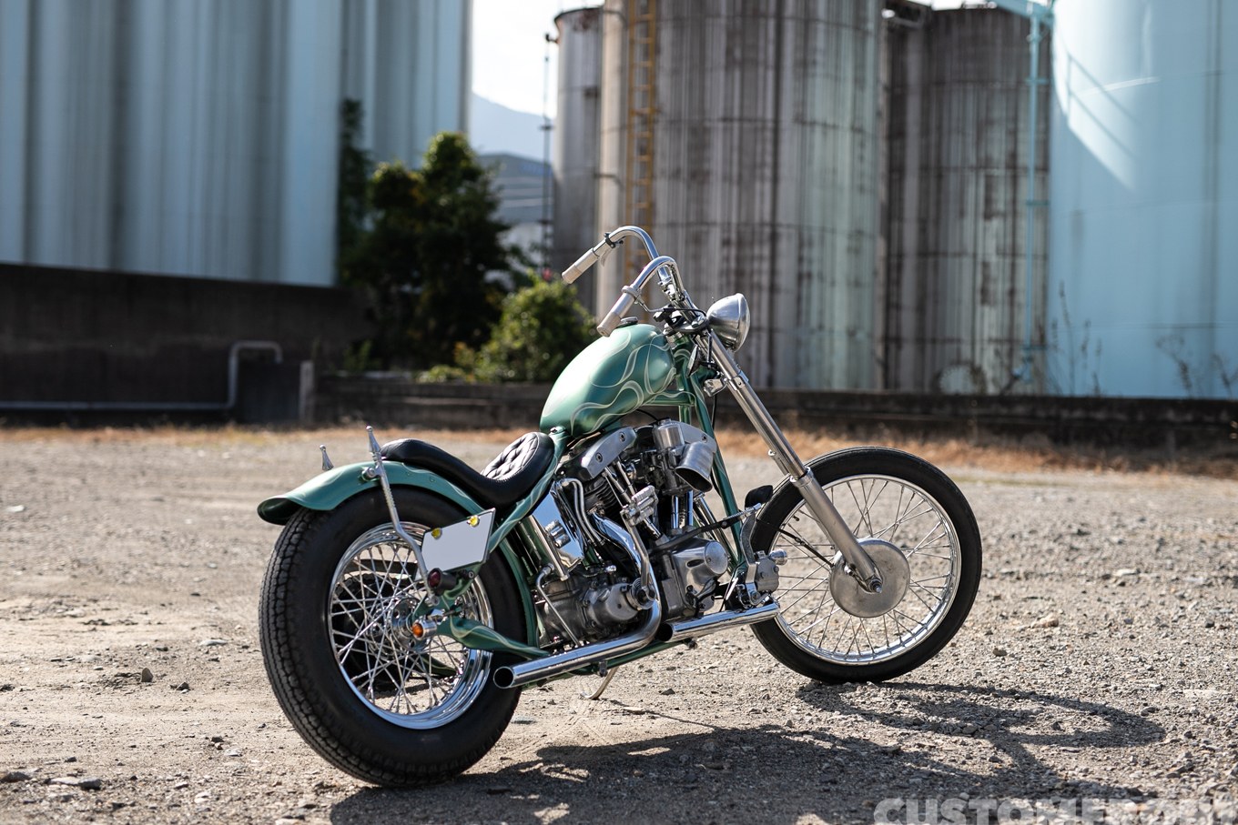 NUTS CUSTOM CYCLESのハーレー ショベルヘッドのオールドスクールのスムージングチョッパー 1979年