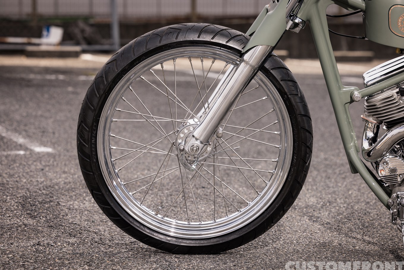 ハーレー S&Sパンヘッド(P93cu.in.)のショーバイクカスタムのフロントホイール