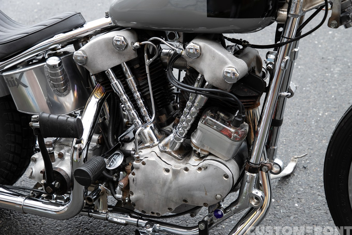 ハーレー ナックルヘッドストローカーのチョッパーのエンジン