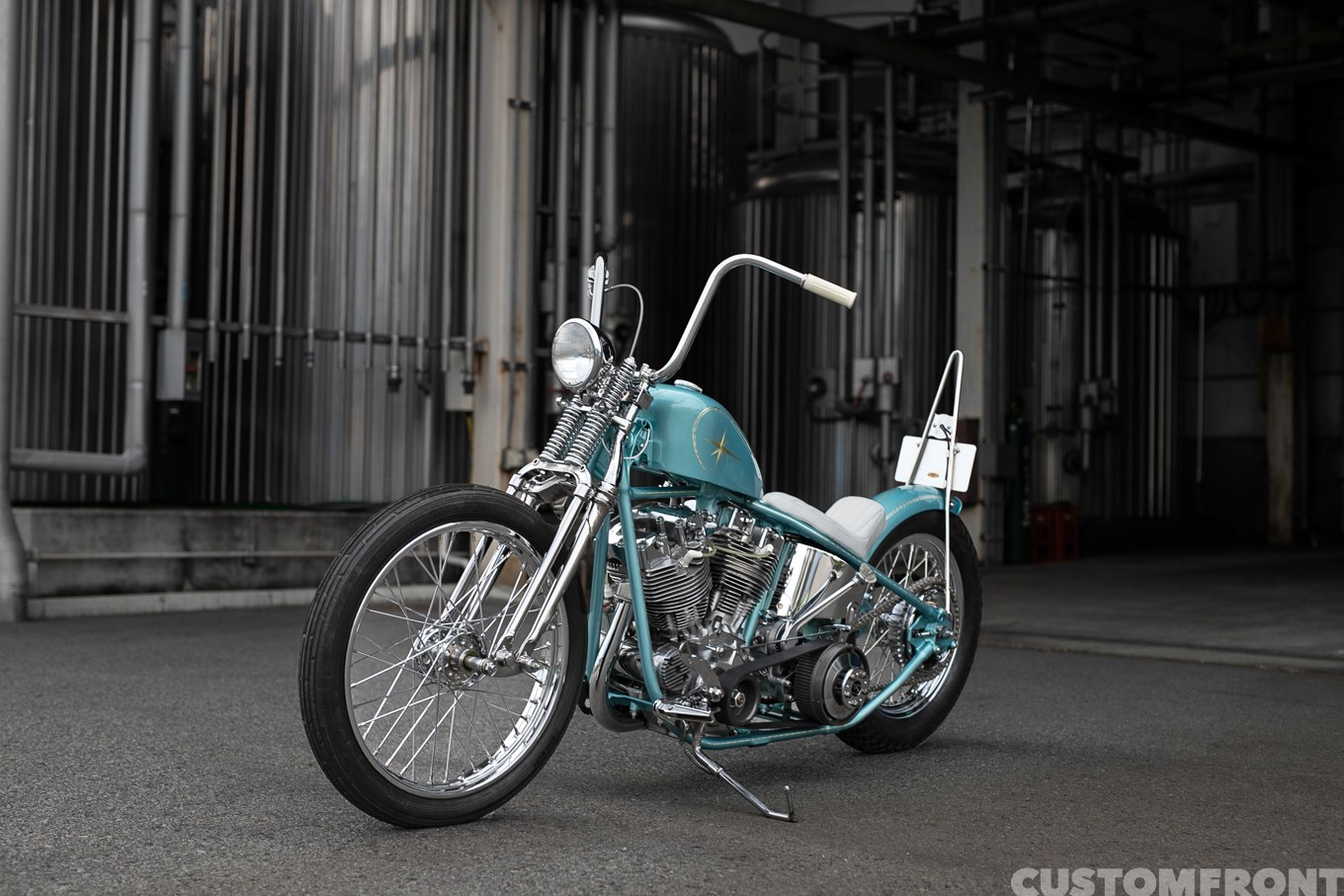 バイクガレージココロ(BGK)のオールドスクールのショベルヘッドチョッパー FLH 1968年