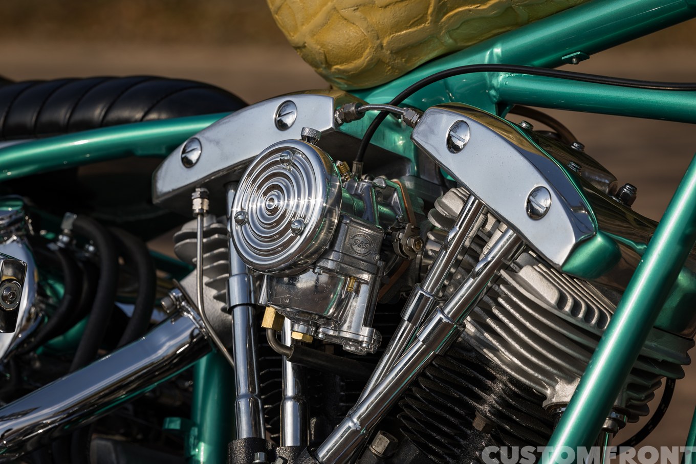 ショベルヘッド FLH 1973年のリアルピーナッツスタイルチョッパーのエンジン