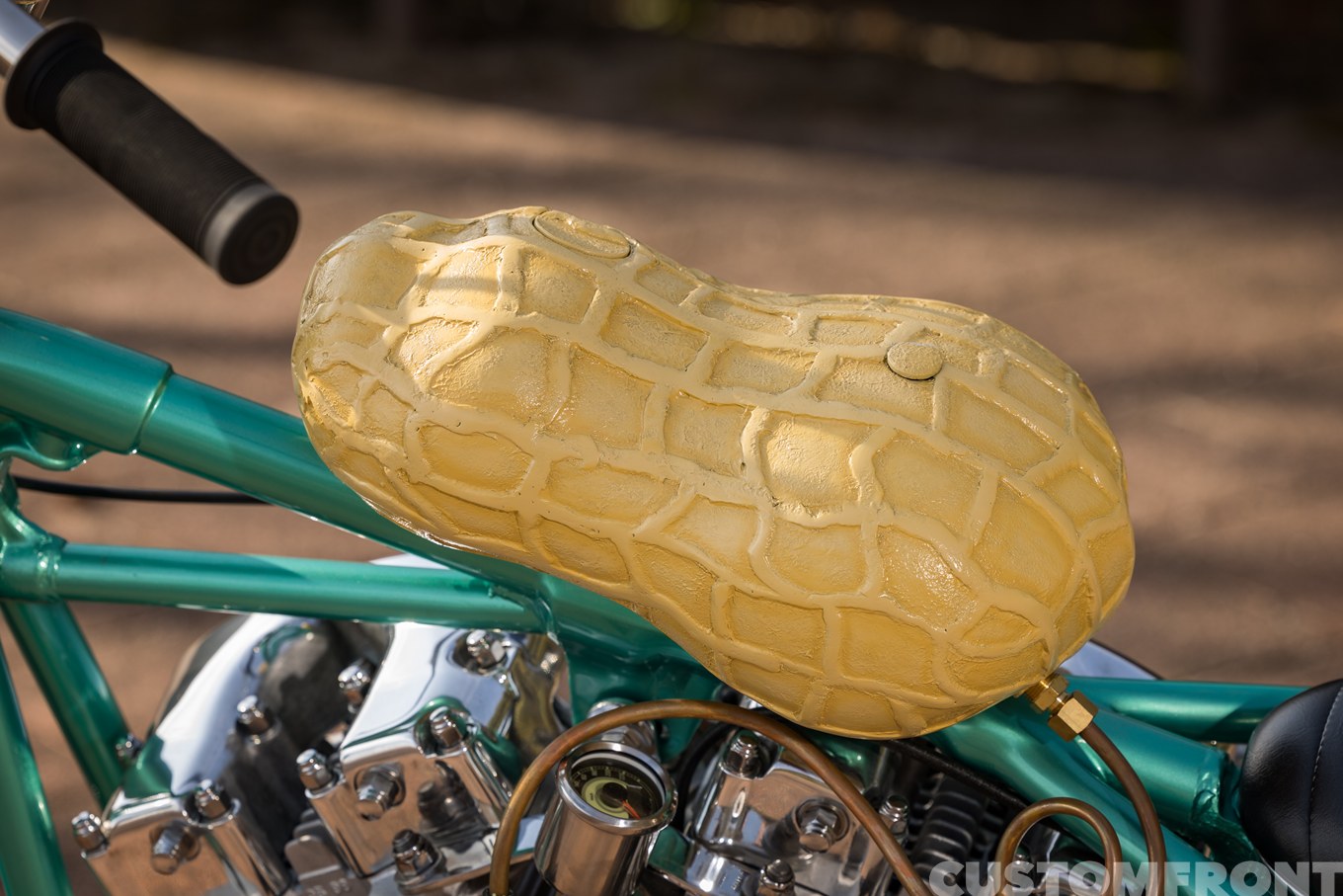 ショベルヘッド FLH 1973年のリアルピーナッツスタイルチョッパーのガスタンク