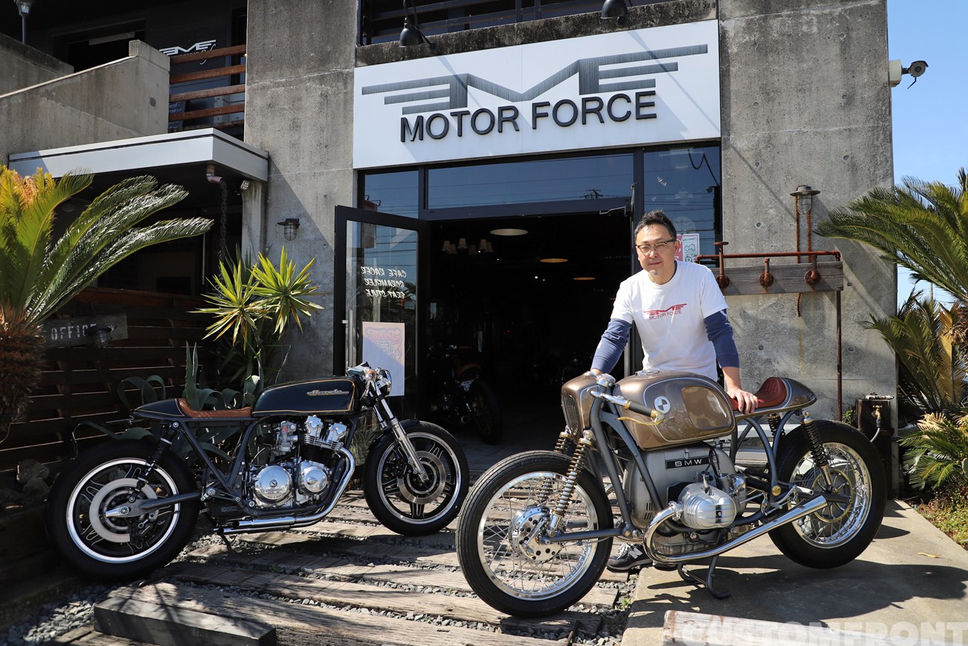 モーターフォース MOTOR FORCEのカフェレーサーカスタムバイクショップ