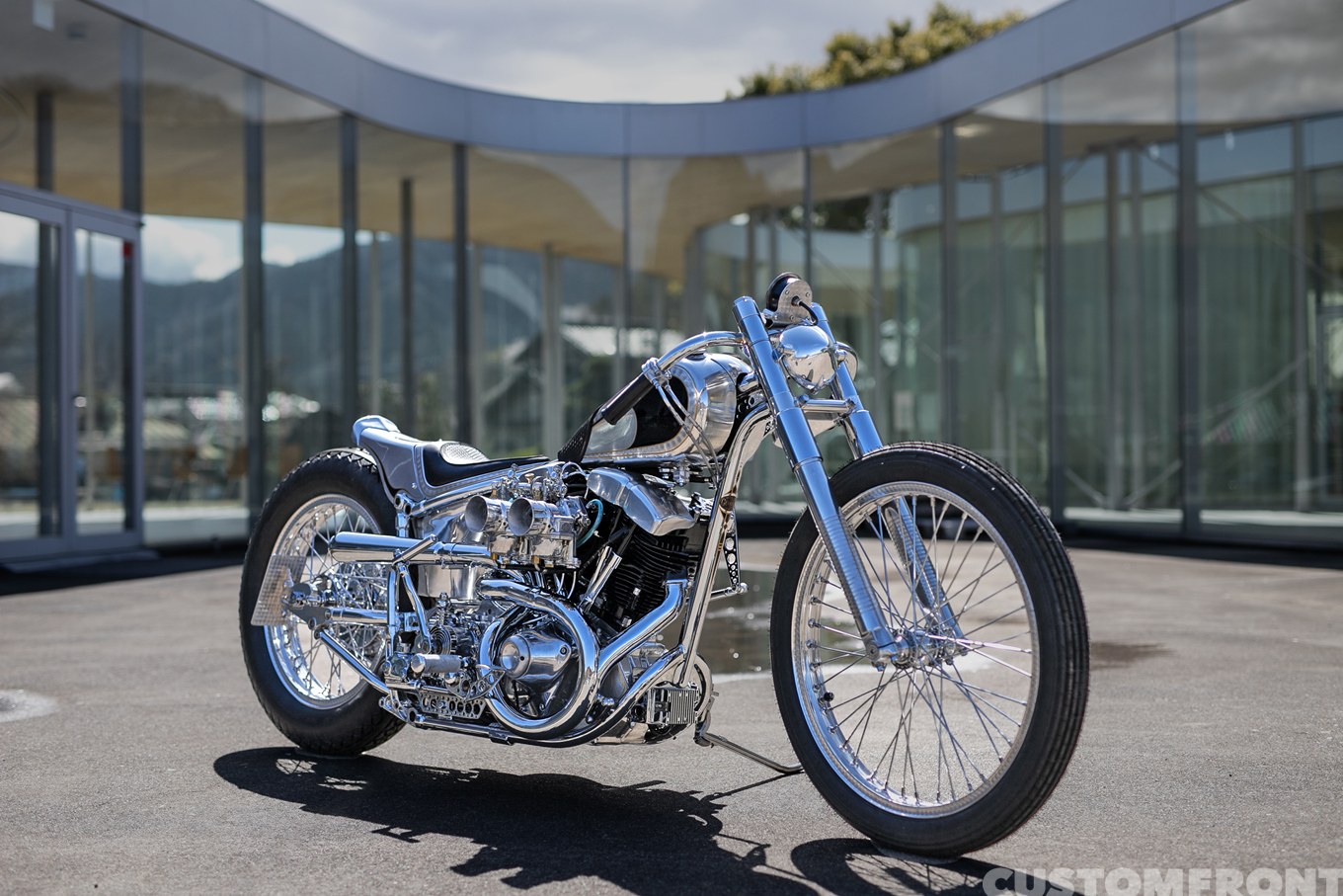 MOTOR CYCLE GOODIESのボンネビルレーサーの4速フレームのショベルヘッド 1982年